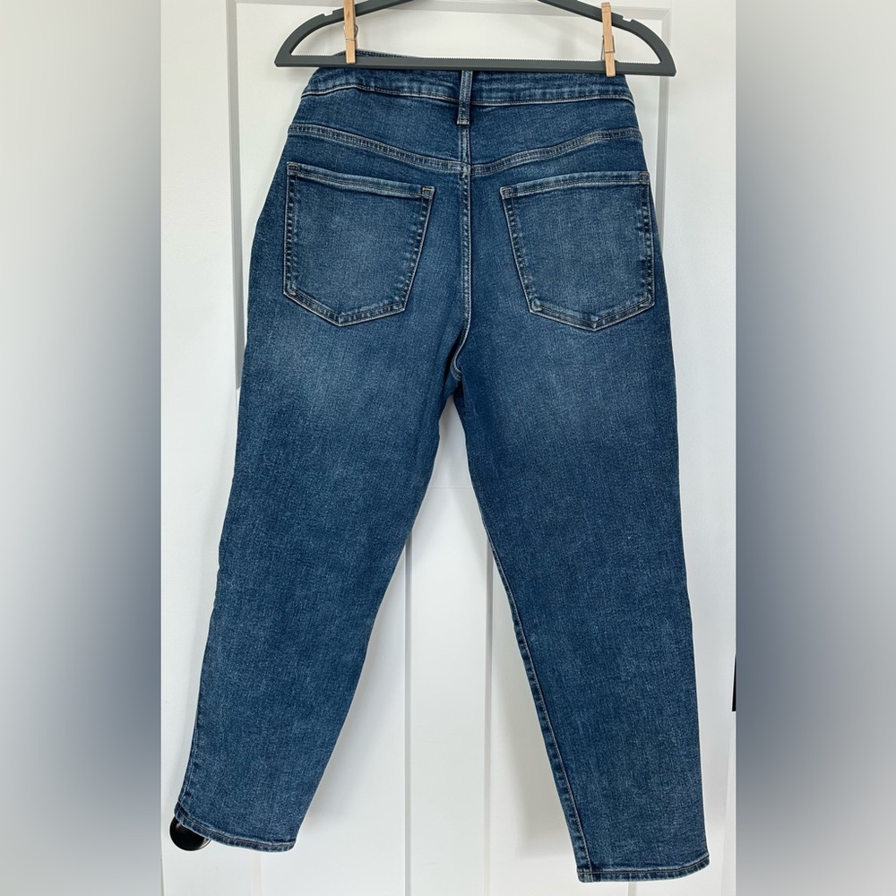 Old Navy O.G. High Rise Straight Jeans. Stretch. Size 10. - Picture 2 of 3